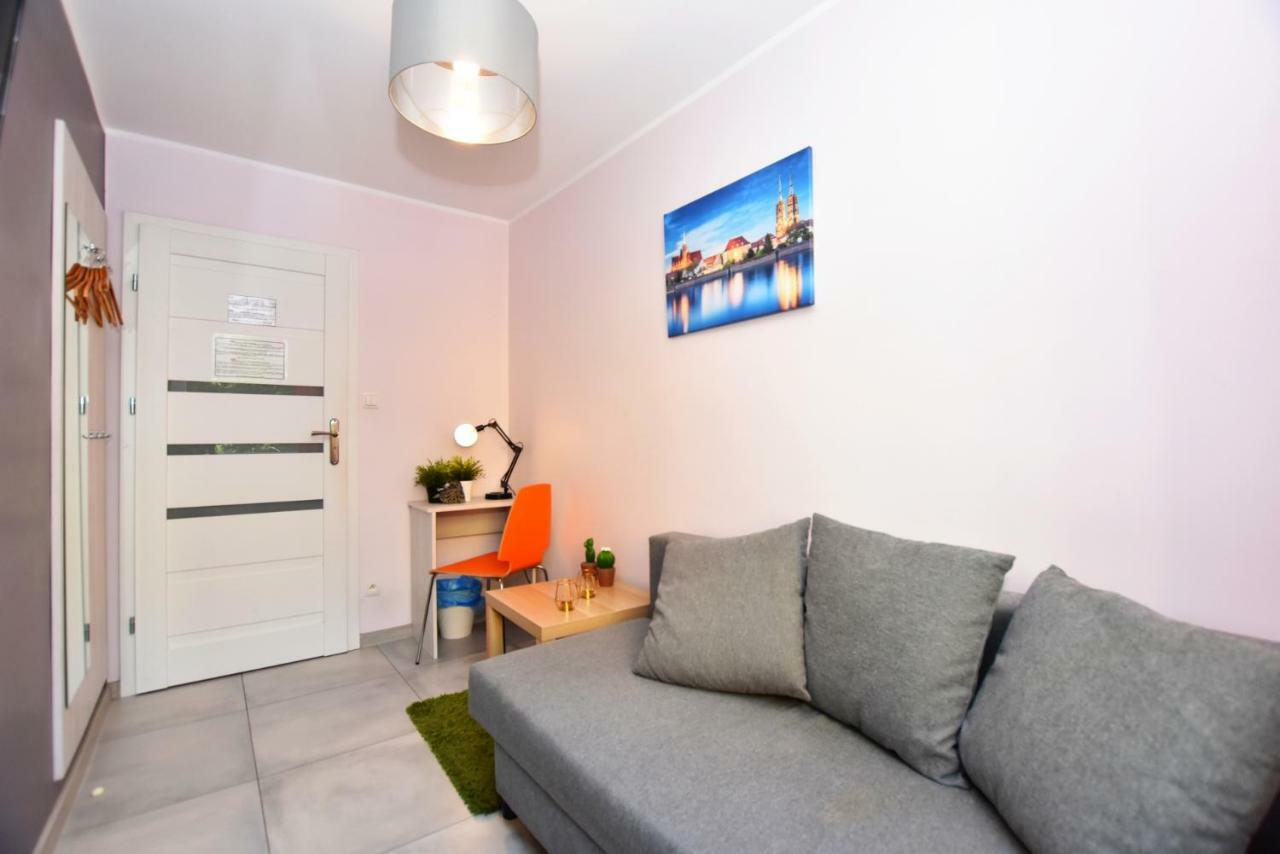 City Central Hostel Laciarska ヴロツワフ エクステリア 写真