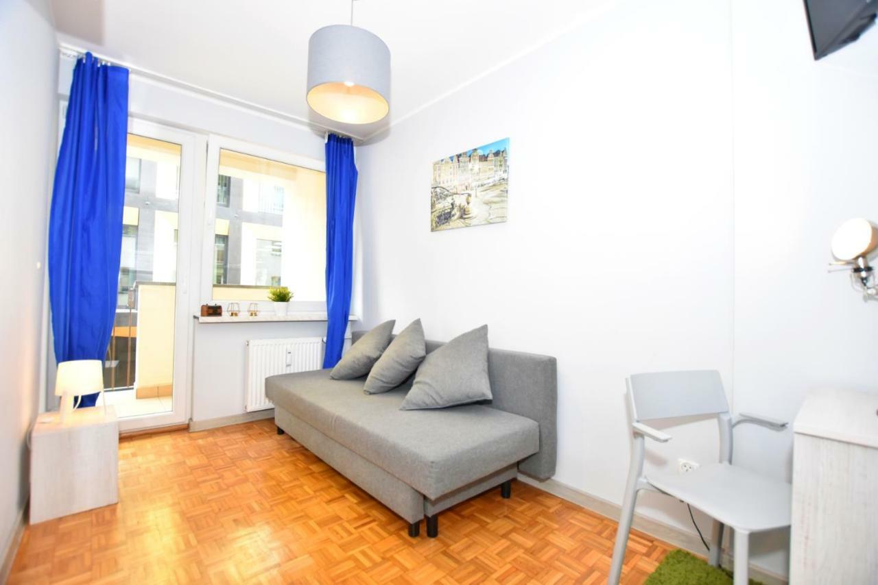 City Central Hostel Laciarska ヴロツワフ エクステリア 写真